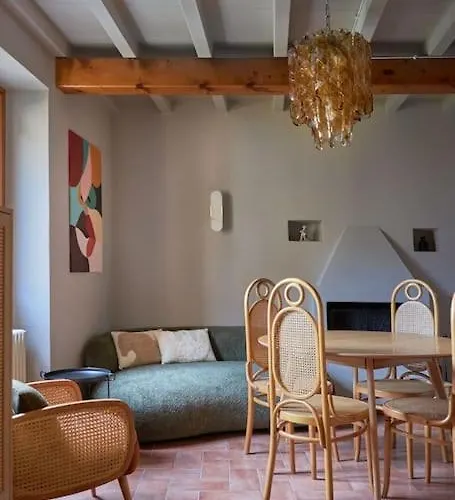 Casa Marchese Del * Оссуччо